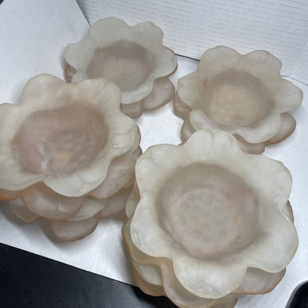 Vintage MCM Dorothy Thorpe Set of 6 Pink Frost Resin Lucite 6" Sunflower Bowls